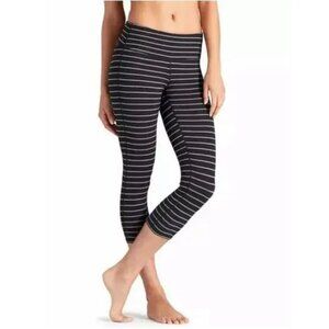 Athleta Black Gray Stripes Chaturanga Capri Athletic Leggings I Size Small